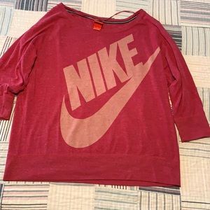 Nike top
